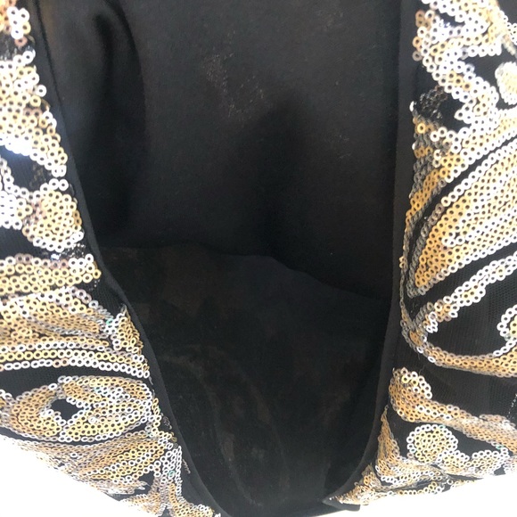 Forever21 sequence Gold and Black Top size Small - Picture 6 of 6
